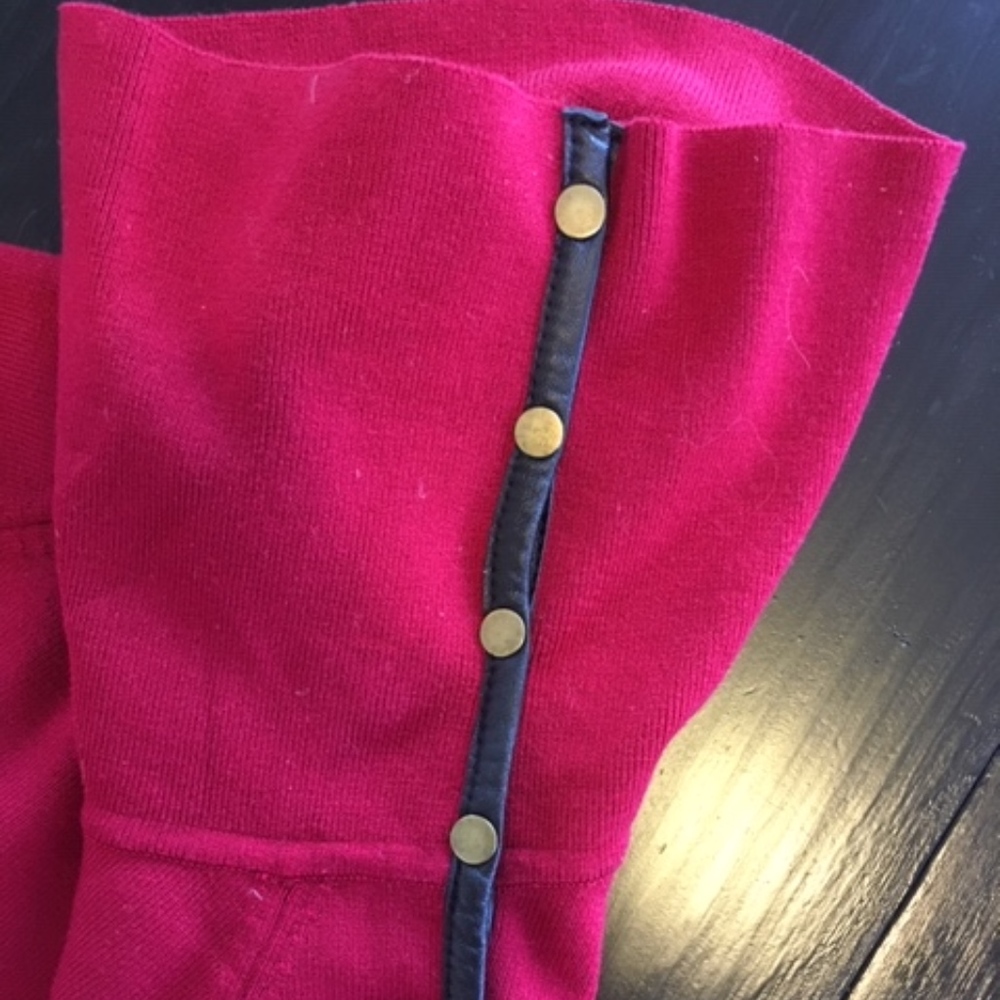 Chameleon Deep Red Silk Sweater with leather trim - Picture 4 of 8